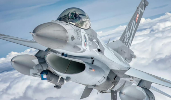 波兰F-16战机“误炸”民宅？波总理：俄罗斯应负责