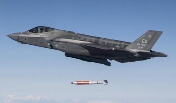 美媒：F-35A隐身战机成功投掷“无核装药”B61-12