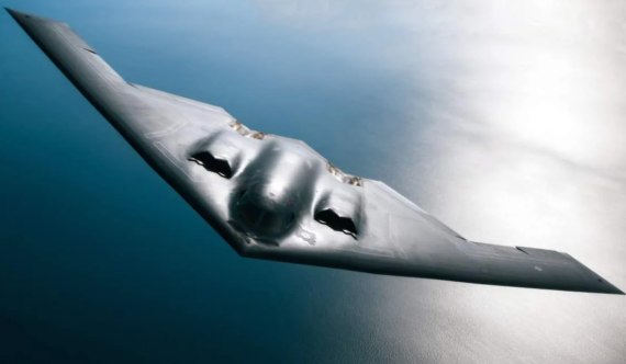 美军称在打击伊朗导弹设施时使用B-2隐形轰炸机