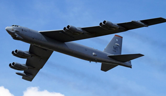 美军一架B-52H轰炸机发出“紧急情况信号”