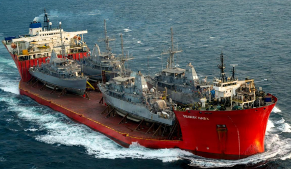 特朗普：将调集更多扫雷艇前往霍尔木兹海峡