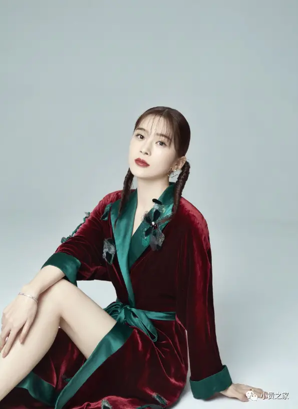 颜值不输流量小星，赵韩樱子“浴袍”穿搭更时尚，让人难以忘怀（赵韩樱子真名叫什么）