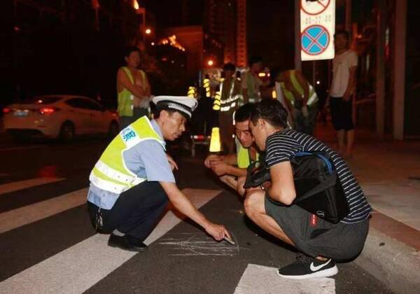 故意撞死专业碰瓷的人,会是什么后果?听听交警