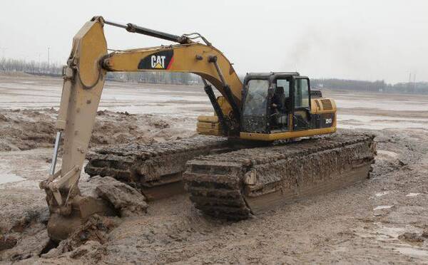 想挣钱你的挖掘机该提高工作效率了