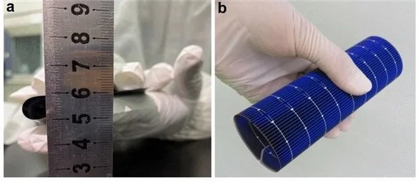 能像纸一样弯曲！我国成功研制出高柔韧性单晶硅太阳电池