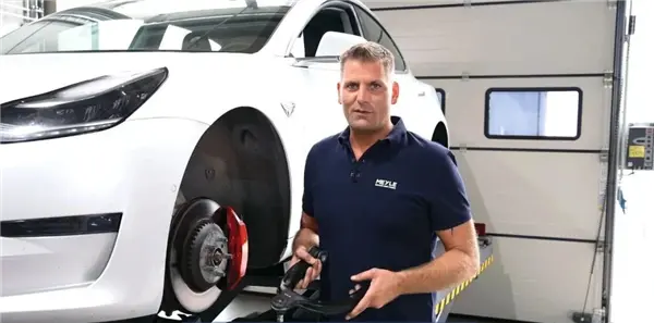 特斯拉Model Y可靠性最差！德国人说的