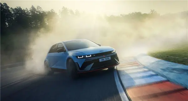 保时捷高管盛赞现代IONIQ 5 N：大开眼界 这就是未来！