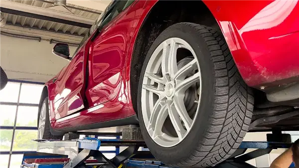 特斯拉Model Y可靠性最差！德国人说的