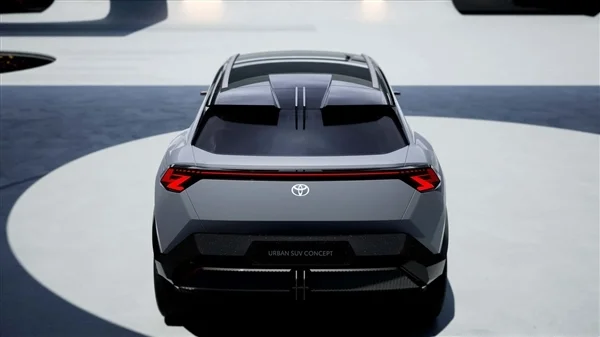 造型犀利未来感十足！丰田全新纯电SUV亮相：2024年量产