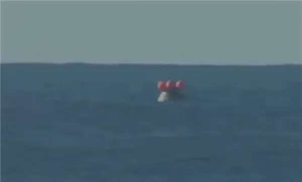 溅落50分钟后！阿尔忒弥斯2号返回舱终于打开舱门