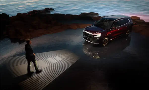 预计售价40万级 极氪8X官宣：吉利打造的&ldquo;新能源宝马X5&rdquo;来了