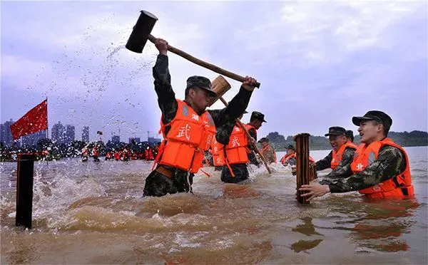 穿越4000年，大禹靠什么治2020年的水？(大禹当年是怎么治水的)