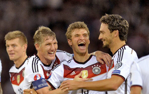 2015年9月8日,2016年欧洲杯预选赛d组,世界冠军德国队做客汉普顿公园