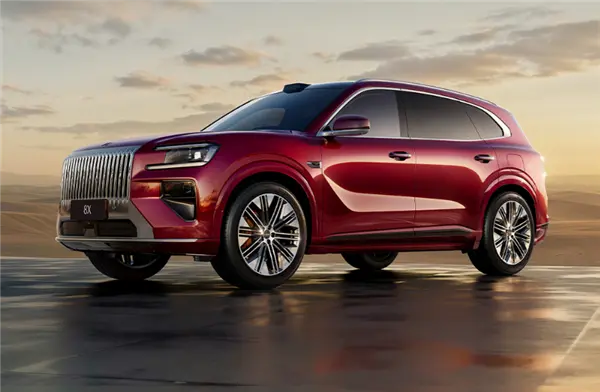 宝马X5国产平替 极氪8X实车出街