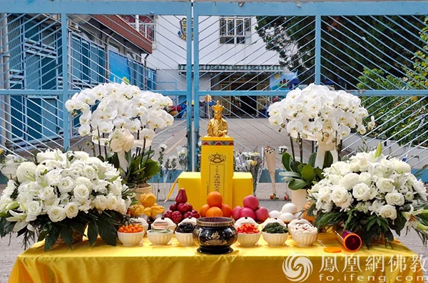 香港佛教联合会为大埔宏福苑火灾罹难者祈福