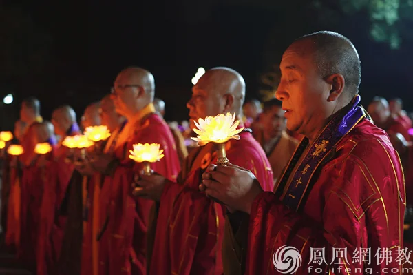 两岸一家亲！第十一届闽台佛教论坛传灯活动在福州万佛寺举行