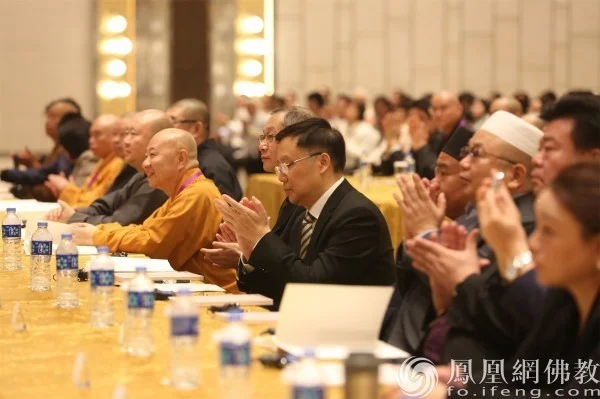 2024佛教三大语系硕博法师恳谈会首次跨境在澳门成功举办