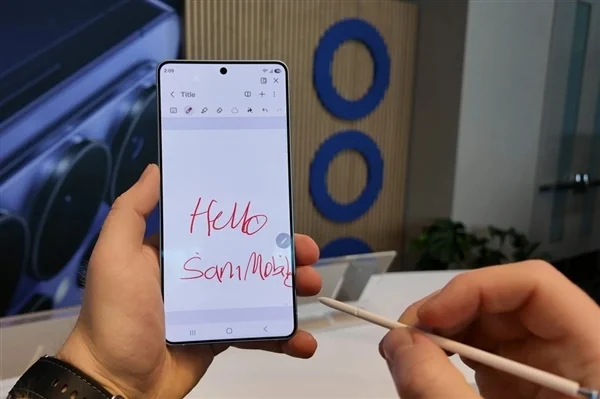 万元机皇越用越难受！三星Galaxy S26 Ultra让用户头晕恶心：直接劝退