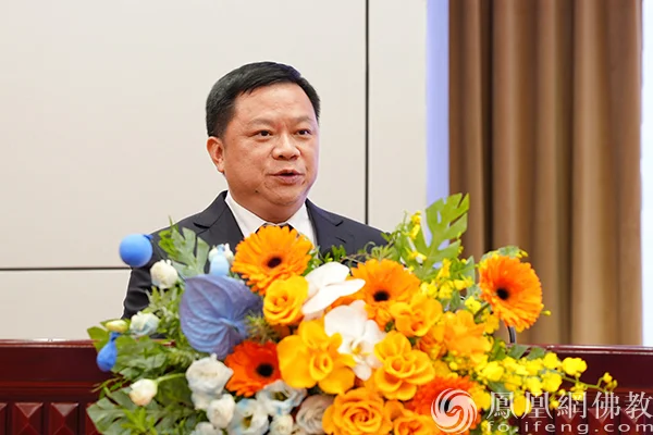 福建省委统战部副部长、省民宗厅厅长兰明尚先生在闭幕式上致辞