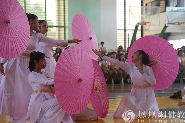 凝聚中华情 共筑培育梦：菲律宾龙华学校举行31周年校庆暨新届董事就职典礼