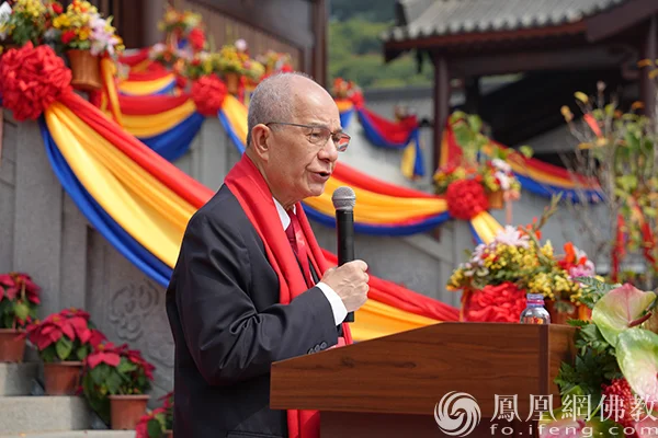 世界佛教徒联谊会主席帕洛普·泰阿利致辞