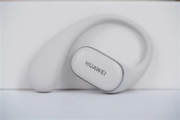 华为首款开放式耳挂耳机！FreeArc图赏