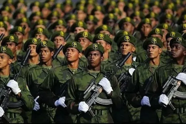 soldiers_cuban_cuba_army_military_parade_havana_revolution_square_april ...