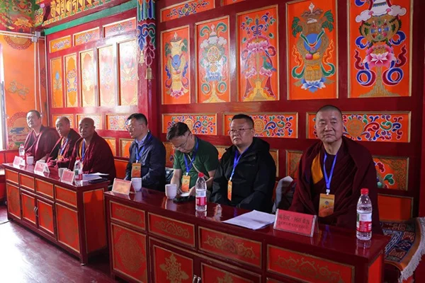 学术座谈会现场