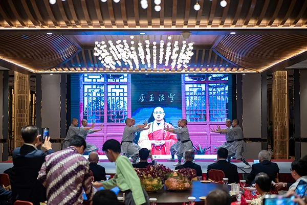 莆田南少林寺方丈空性大和尚率团出访东南亚，开展文化交流活动