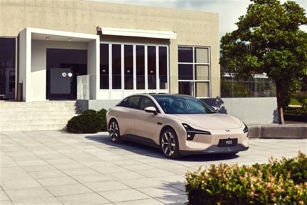 中国自主品牌新能源
渗透率逼近80% 是合资车11倍