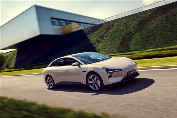 存储价格暴涨 为何没让电动车普遍涨价?