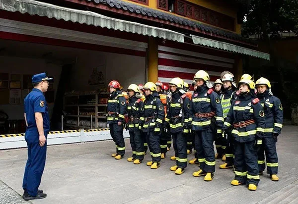 疫情-安全感爆棚！各寺院喜迎国庆，师父们花式开启安全隐患排查工作