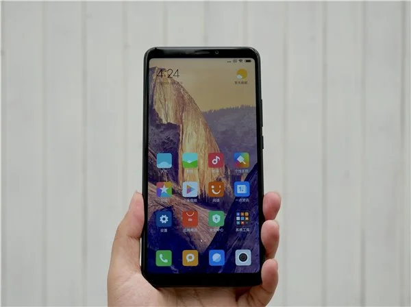 Pro、Plus、Max 傻傻分不清，手机型号命名也通货膨胀？-pro和pro max哪个性价比高