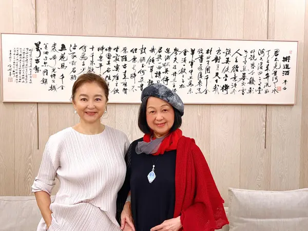 与林青霞谈心——访《谈心》作者金圣华教授-林青霞访谈录