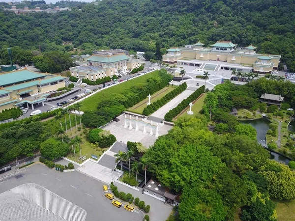 民进党当局准备将9万藏品转移美日寻求“保护”？台北故宫回应