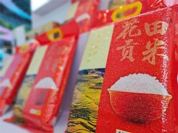 从淄博烧烤到花田贡米 美食IP成地区“出圈”利器(淄博附近哪里有花海)