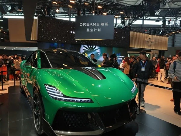 零百加速1.8秒！追觅首款汽车亮相 手握60万+买它还是小米SU7 Ultra