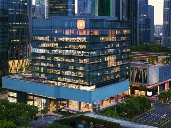 小米将关闭部分低效且亏损门店:主动承担调整损失约2726万元