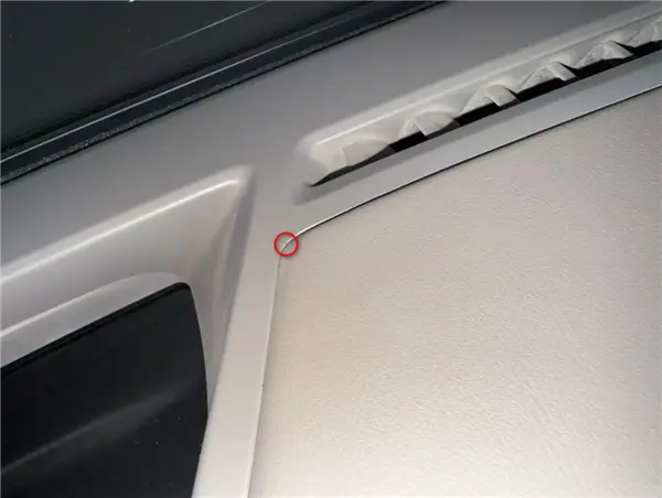 魏牌回应蓝山车主反馈车辆仪表饰板有裂纹:免费更换 并终身质保