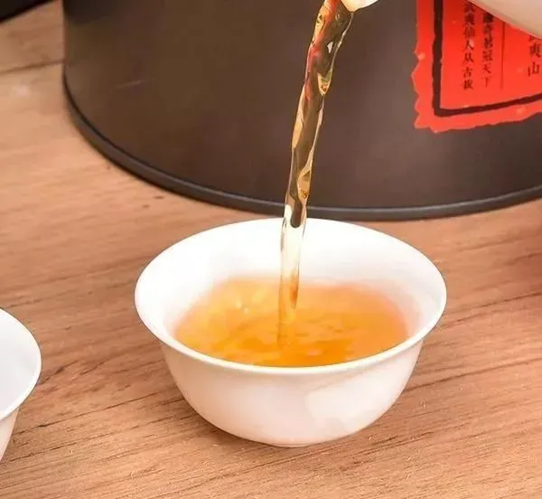 中国"最好喝"茶叶排名前7名，都是来自原产地，没喝过的别后悔（中国好喝的茶叶排名前50名）