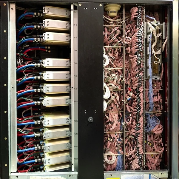 三十年前欧洲最强超算!全球首台Cray T3D拍卖:当年1个亿、现在几十万