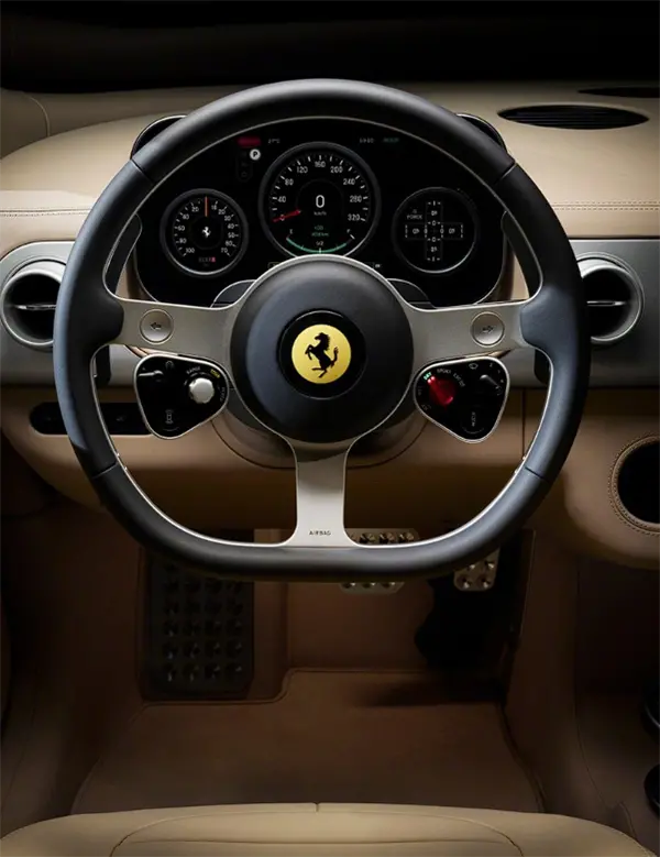 四电机马力超千匹 法拉利首款纯电动车Ferrari Luce发布:苹果味十足