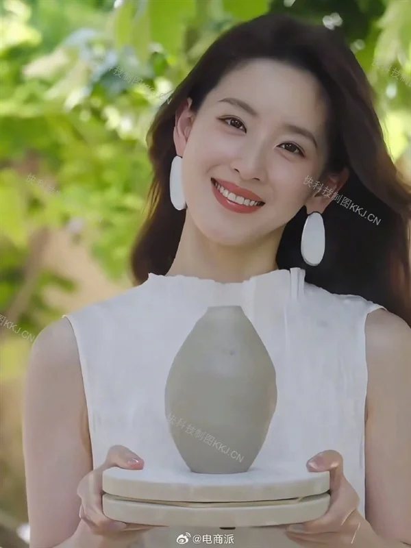 章泽天为欧舒丹拍南法大片 被赞状态梦回&ldquo;奶茶妹妹&rdquo;