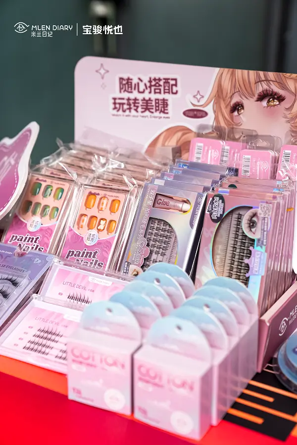 米兰日记携手五菱开启后备箱做美甲新风尚，助力职场人创业新选择-五菱后备箱开关在哪