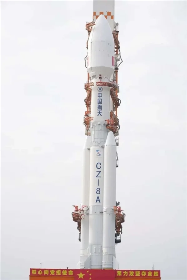 长征八号甲火箭首飞成功 全新发动机揭秘：推力+10％