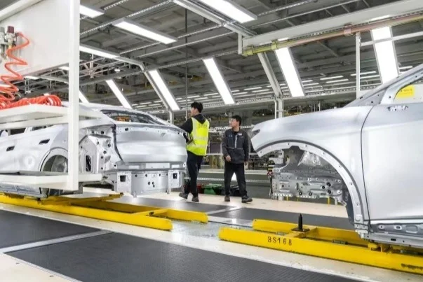 裁掉5万人,救得了当年“神车”吗?_快讯_第9张_纵横网 裁掉5万人,救得了当年“神车”吗?_https://www.izongheng.net_快讯_第9张