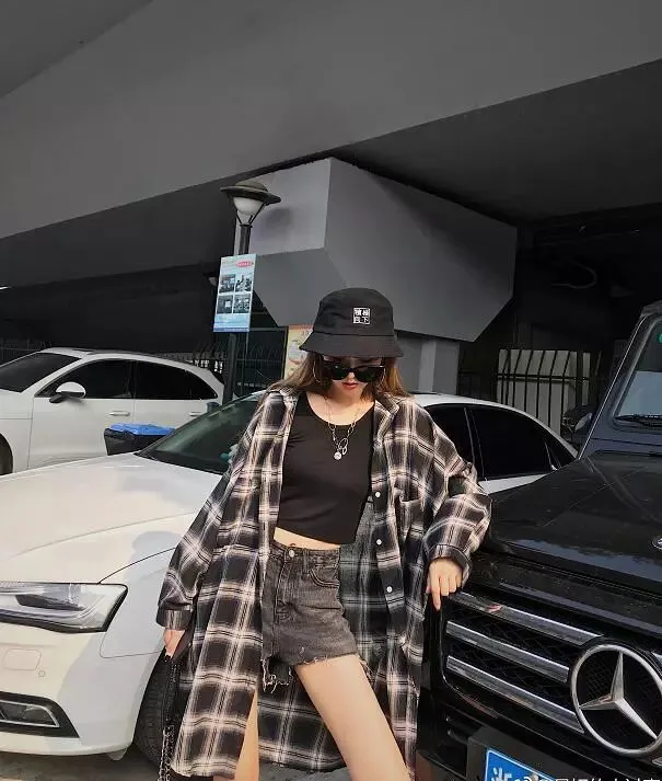 最美汉服美女嘟嘟嘴的晨妍个人资料简介 抖音十大网红晨妍图片(网红晨妍男朋友)