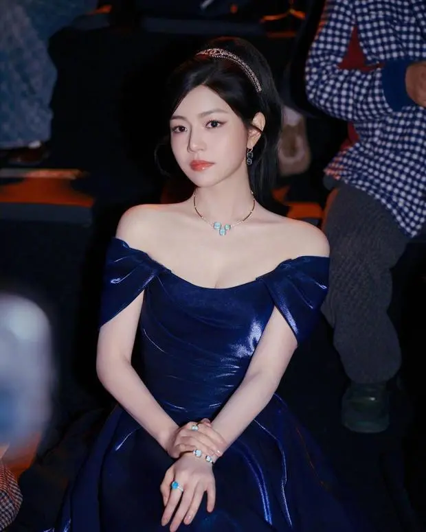 陈妍希气场全开。