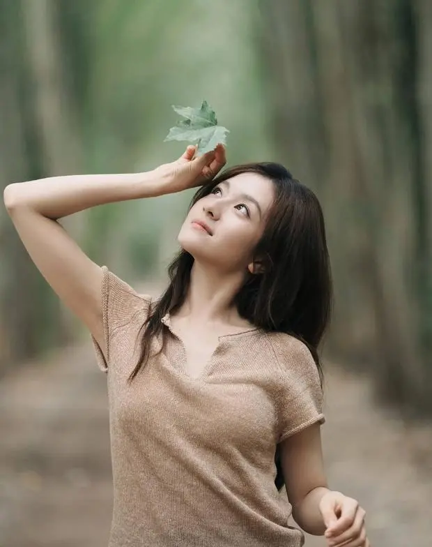 李兰迪清新又治愈。