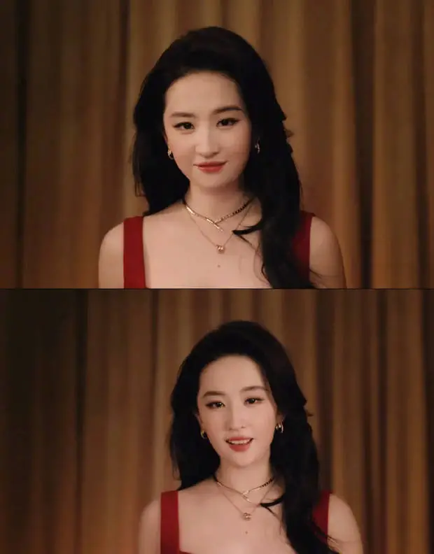 刘亦菲的五官宛如洋娃娃。